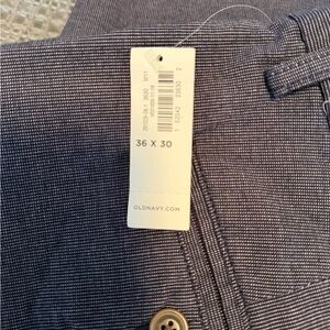 Old Navy Men's chino pants-36x30 Ultimate Slim flex chino pans